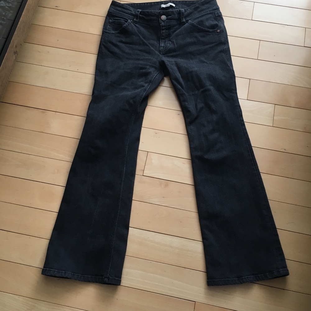 Like new CAbi black jeans!